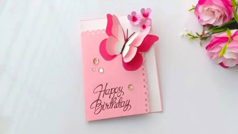 Thiệp chúc mừng sinh nhật tặng người yêu màu hồng dễ thương