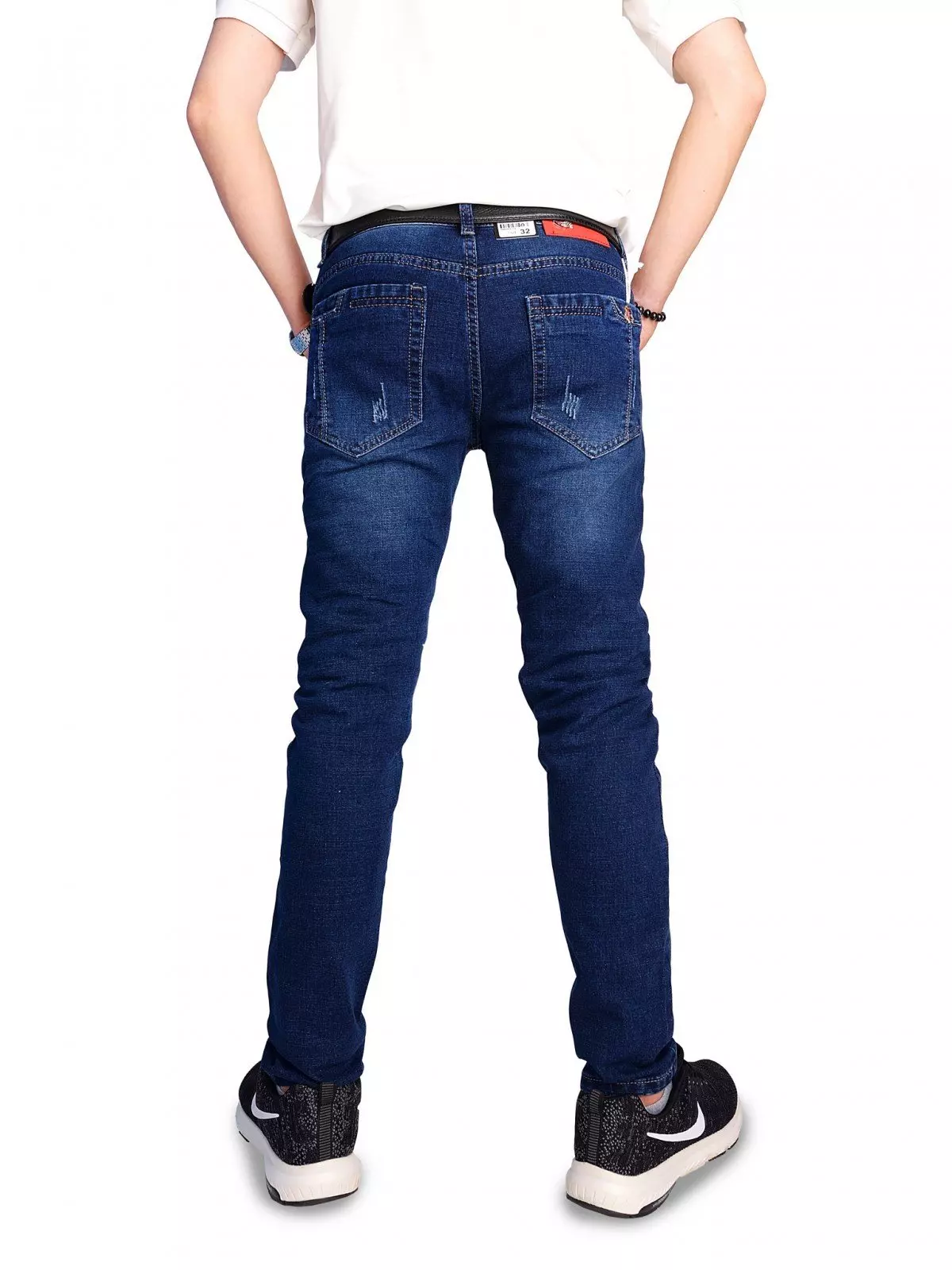 Cách làm quần jeans rách